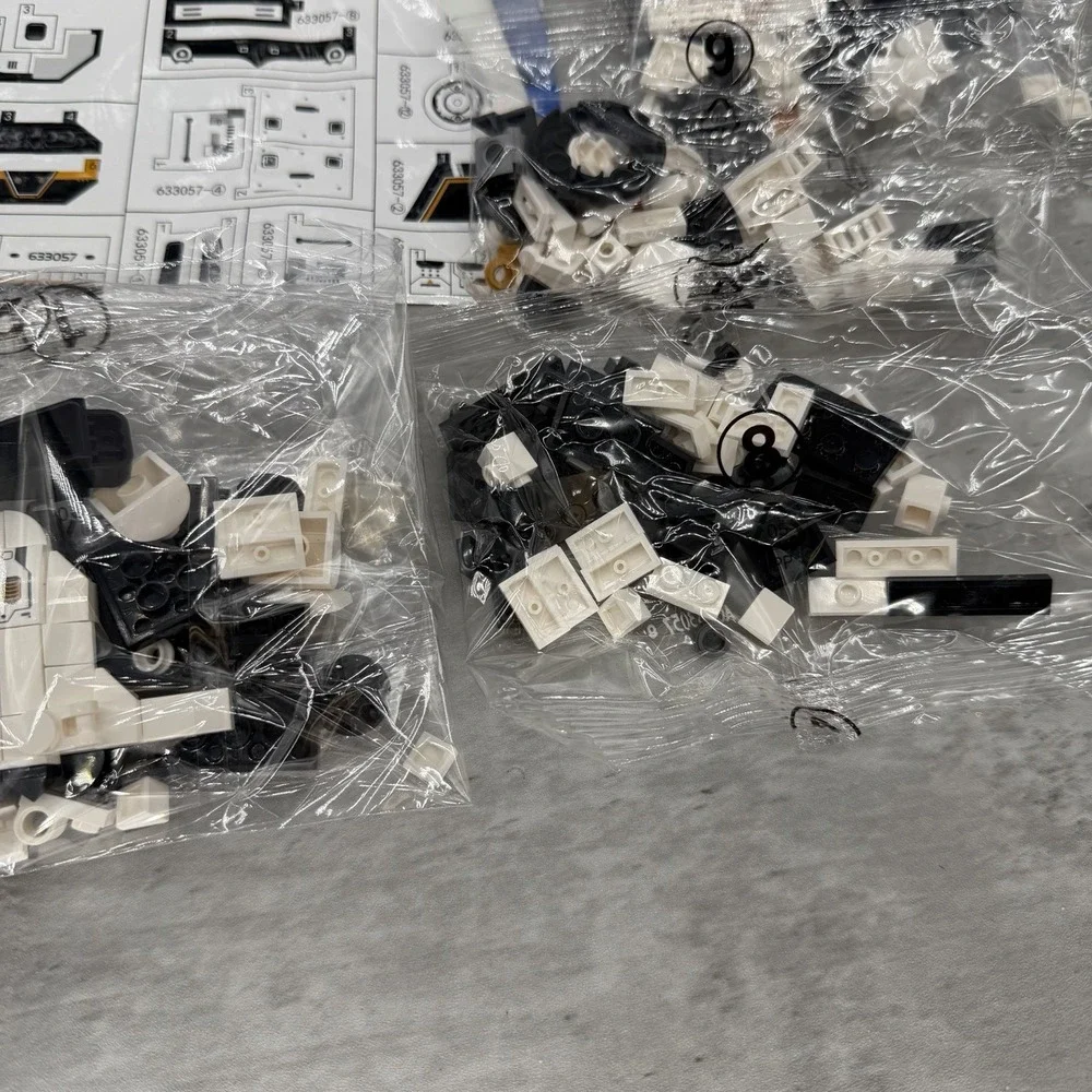 Space Shuttle 12in1 Interlocking Blocks Set Building Blocks 586 Pieces *Complete